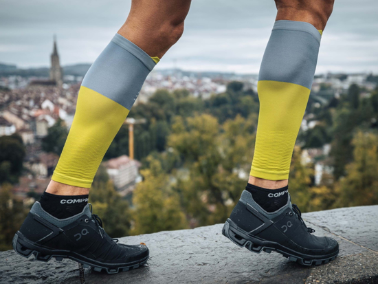 Picture of COMPRESSPORT nogavčki SU00002B 607 R2V2 lime grey