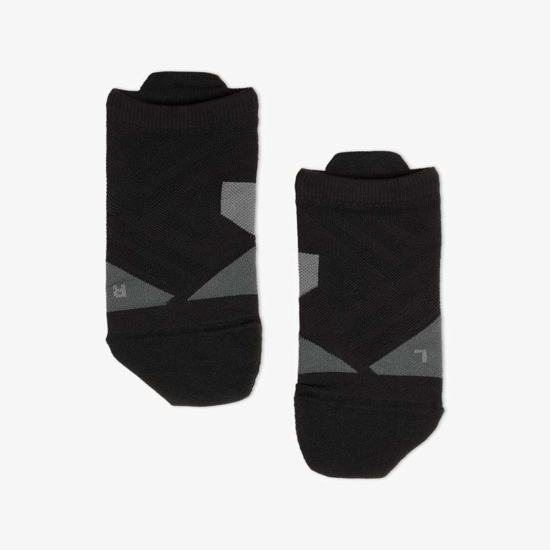Picture of ON nogavice 302.00057 LOW SOCK black/shadow