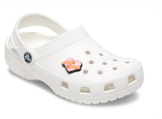 CROCS jibbitz HEART HUG