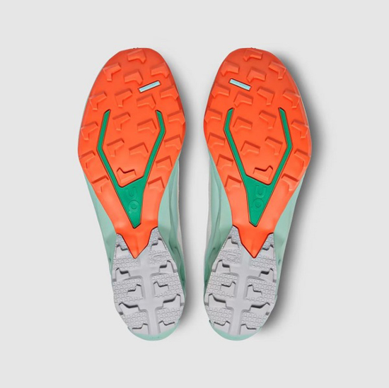 Picture of On m trail copati 3MD10790864 CLOUDVENTURE PEAK 3 undyed/white