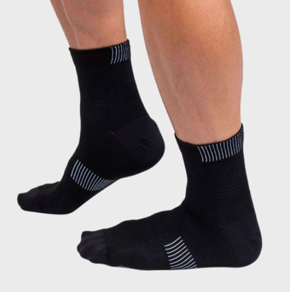 On m nogavice 356.00868 ULTRALIGHT MID black/white