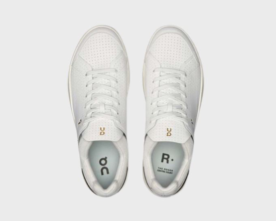 On m copati 3MD30241528 THE ROGER CENTRE COURT