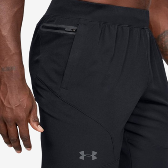 UNDER ARMOUR m hlače 1352027-001 UNSTOPPABLE JOGGERS black pitch gray
