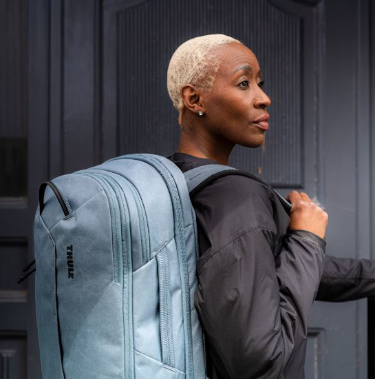 THULE nahrbtnik 808417 AION TRAVEL dark slate 28L