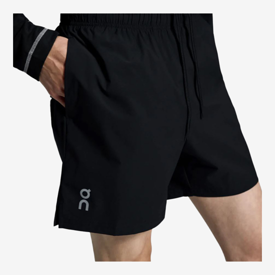 On m hlače 1MF10120553 CORE SHORTS black