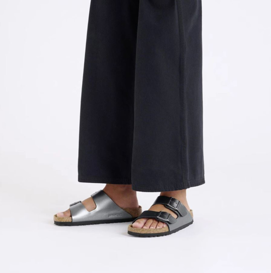 BIRKENSTOCK natikači 1029224 ARIZONA METALIC -narrow- metallic black