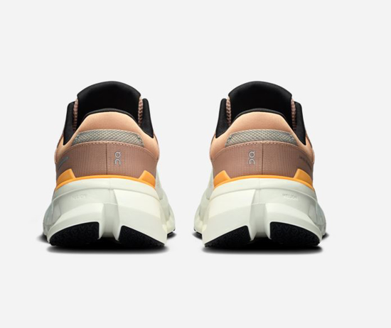 On ž tekaški copati 3WE10133196 CLOUDRUNNER 2 pearl tangerine