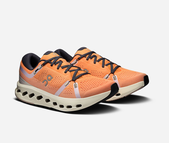 On m tekaški copati 3MF10123126 CLOUDSURFER 2 tangerine ivory