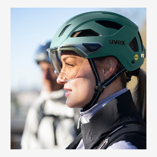 UVEX odr kolesarska čelada 410732021 STRIDE VISOR sage green