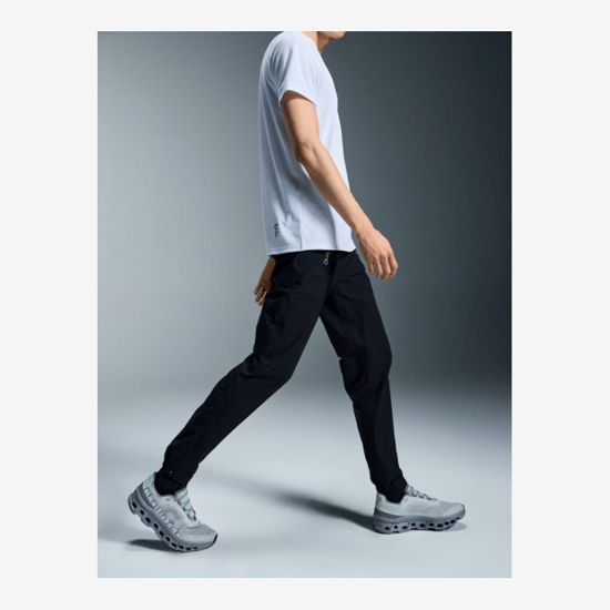 On m hlače 1MF10110553 CORE PANTS black