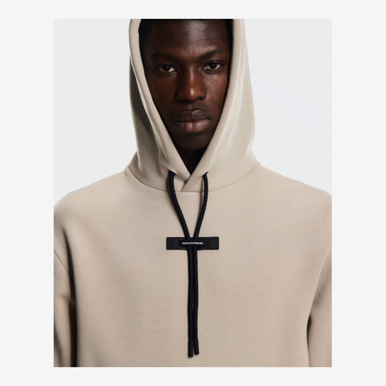 ON m kapucar 1MF30290603 FOCUS TECH HOODIE desert