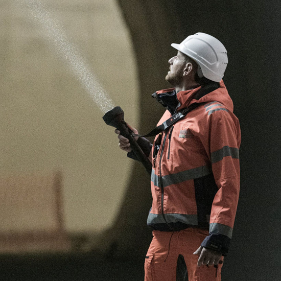 LED LENSER svetilka 503105 P21R black