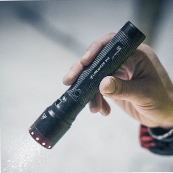 LED LENSER svetilka 503111 FLASHLIGHT P7R black