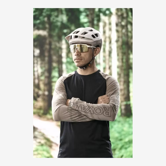 UVEX odr kolesarska čelada 41071212 REACT MIPS warm grey matt