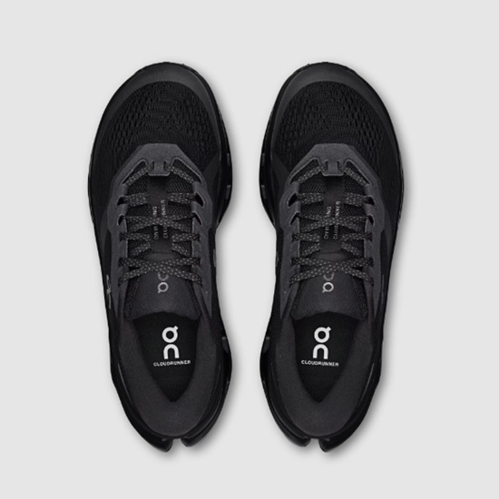 On m tekaški copati 3MG10091043 CLOUDRUNNER 3 WIDE black black