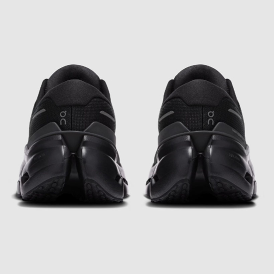 On m tekaški copati 3MG10091043 CLOUDRUNNER 3 WIDE black black