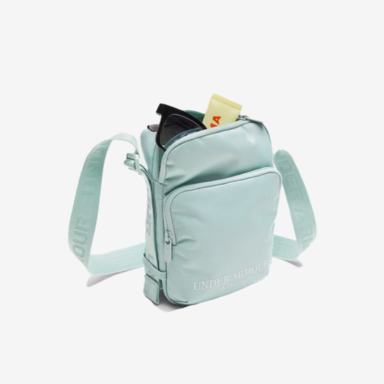 UNDER ARMOUR torbica 1381912-477 UA ESSENTIAL LITE CROSSBODY enamel blue white