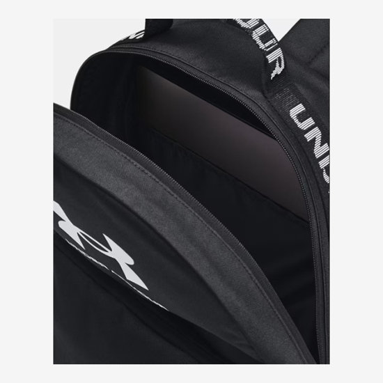 UNDER ARMOUR nahrbtnik 1378415-001 UA ESSENTIAL BACKPACK black