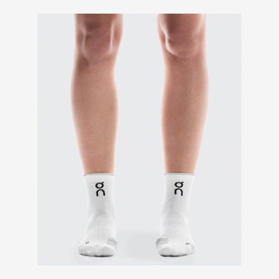 On nogavice 2UF10050813 PERFORMANCE RUN SOCKS MID white glacier