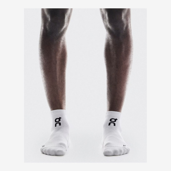 On nogavice 2UF10070561 CORE RUN SOCK MID 2P glacier